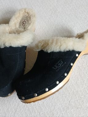 ugg ♡ wood mule suede studded black clogs 7 fur